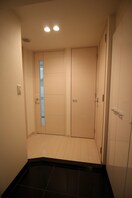 玄関 ルーシア烏丸御池（１１０３）