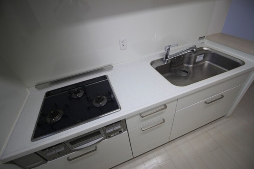 キッチン ルーシア烏丸御池（１１０３）