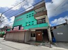 共栄マートハイツの外観
