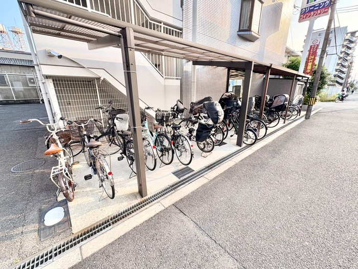 駐輪場 パレス東洋５号館