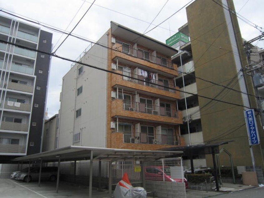 外観写真 シロハイヌ新大阪