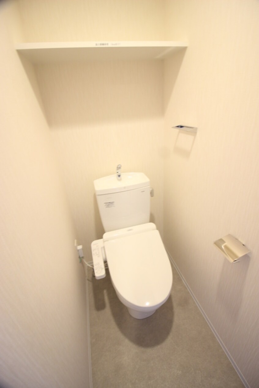 トイレ ﾚｼﾞｭｰﾙｱｯｼｭOSAKAﾃﾞｲﾌｨｰﾙ（1106）