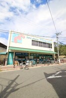 万代 七道店(スーパー)まで450m アクアレスト堺