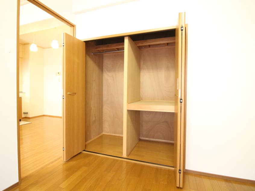 収納 プルミエール豊中