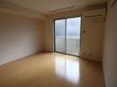 居室 ロ－ズコ－ト芦屋