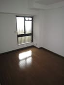 居室 デセンテ上新庄