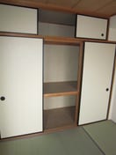 収納 デセンテ上新庄