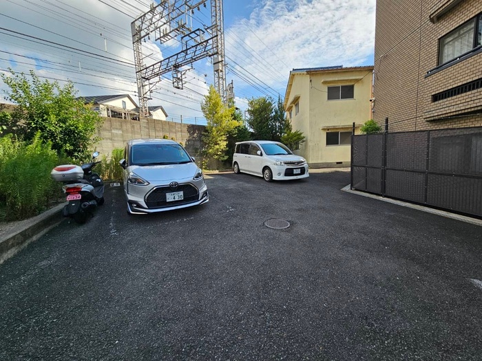 駐車場 サンフォーレスト