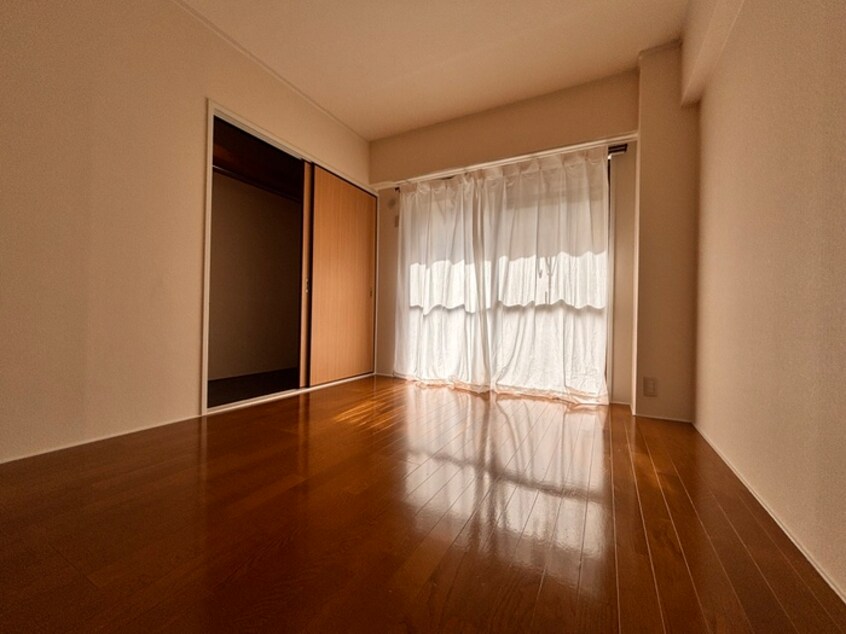 居室 プルミエ－ル春日丘