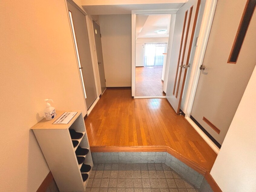 玄関 プルミエ－ル春日丘