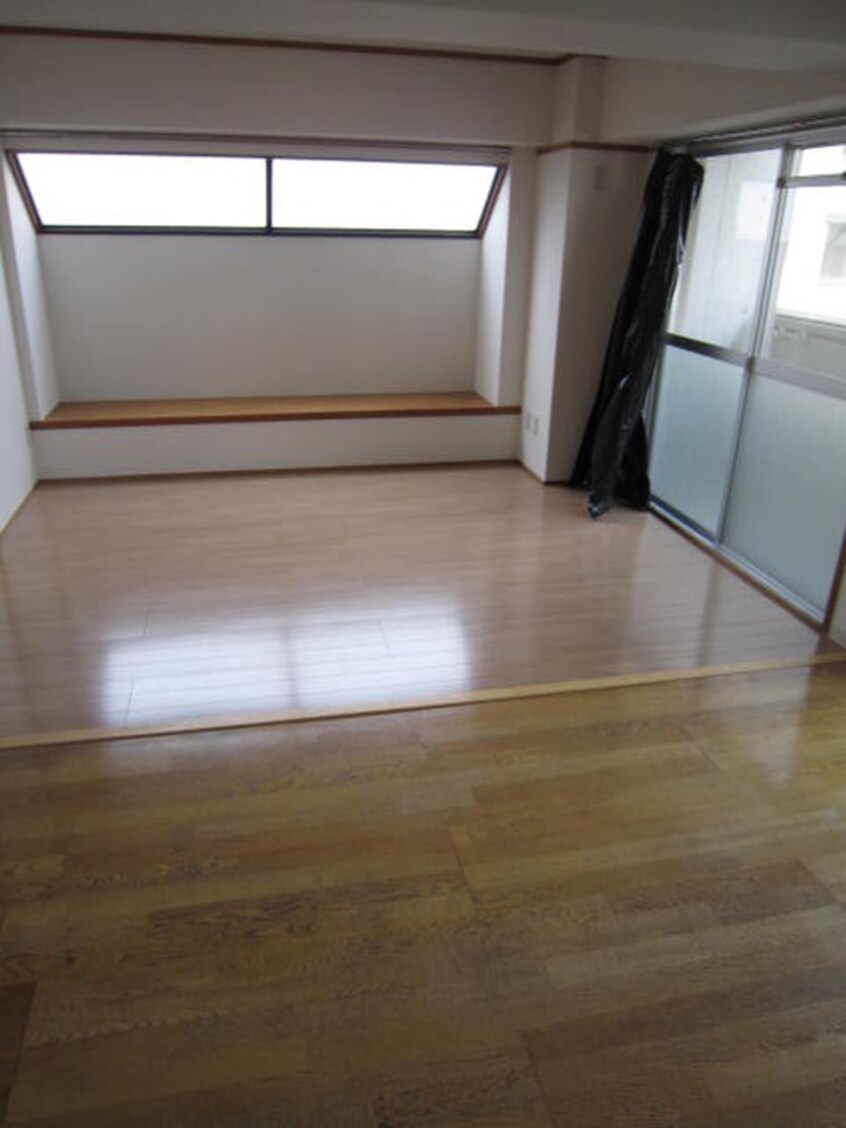 居室 ハイツマエカワ