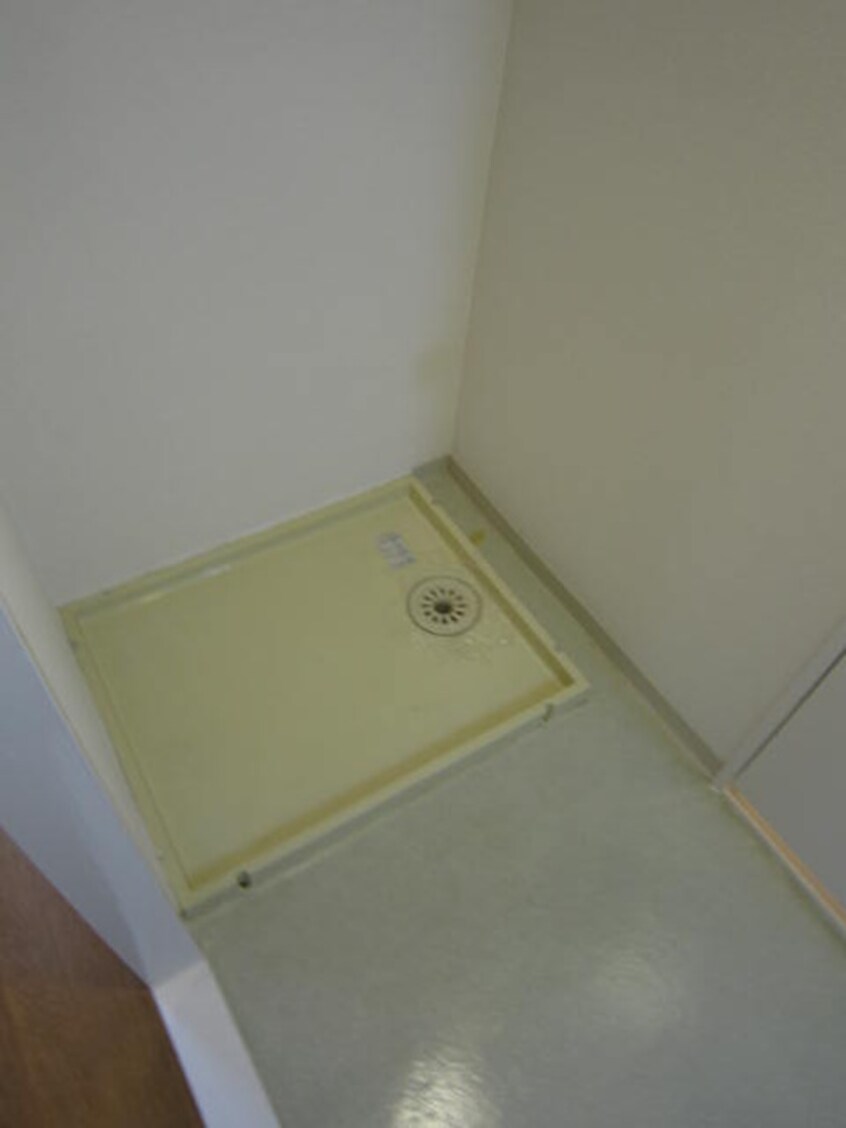 洗濯機置場 ハイツマエカワ