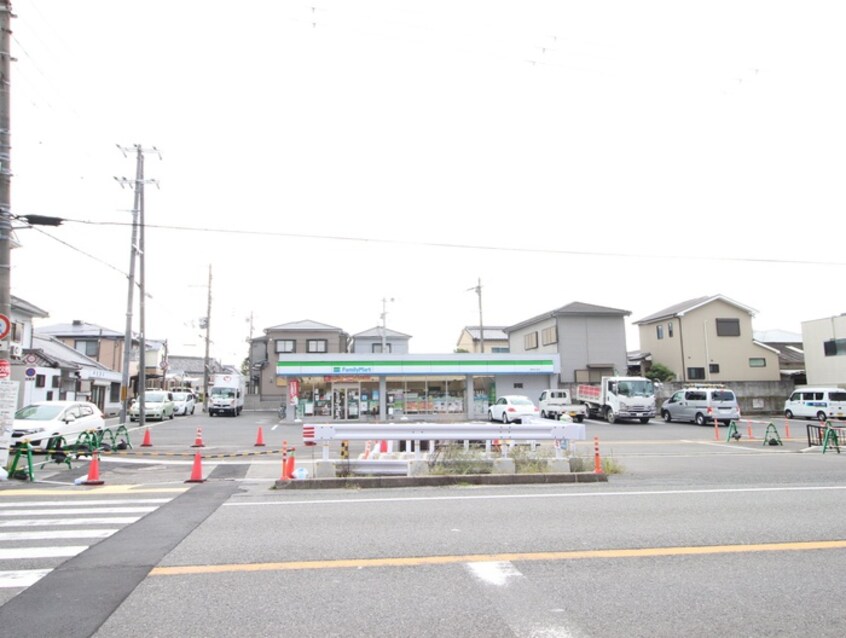 ファミリーマート(コンビニ)まで430m 仮)クリエオーレ南上町