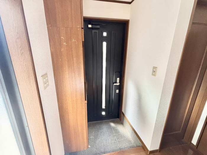 玄関 薬師神氏貸家