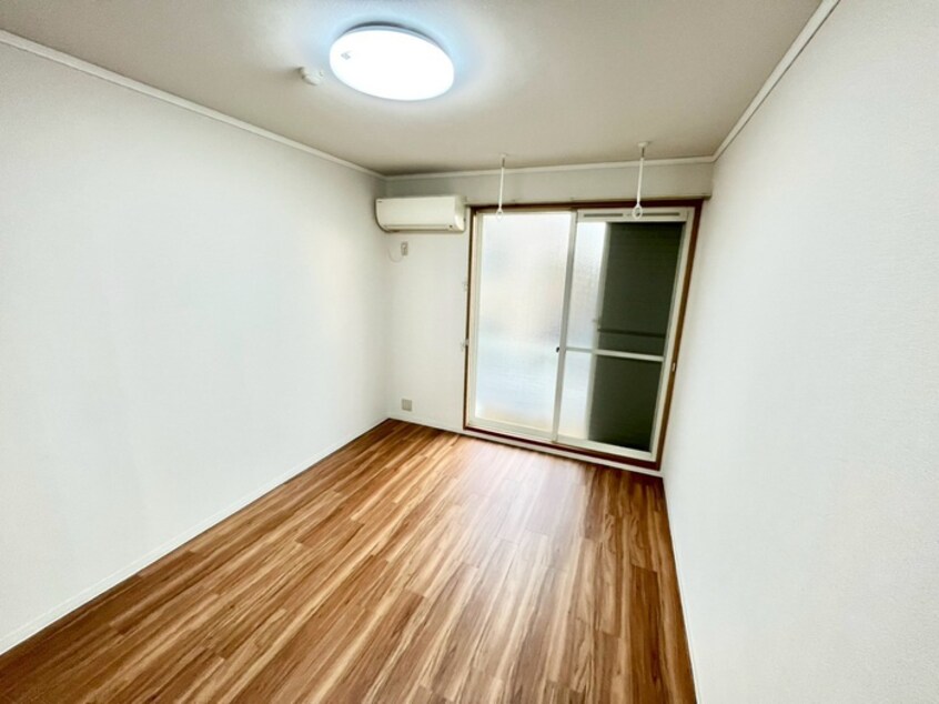 居室 フロ－ラ箕面