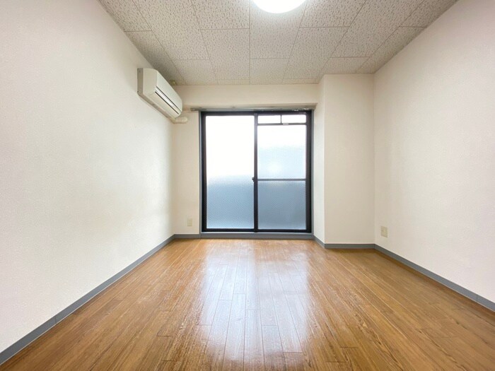 居室 サンクチュアリ