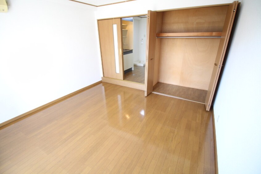 収納 エスポワール西緑丘
