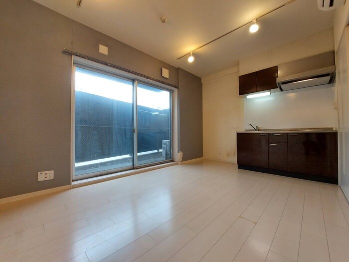 居室 珠光ビル御香宮