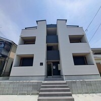CRASTINE魚住町