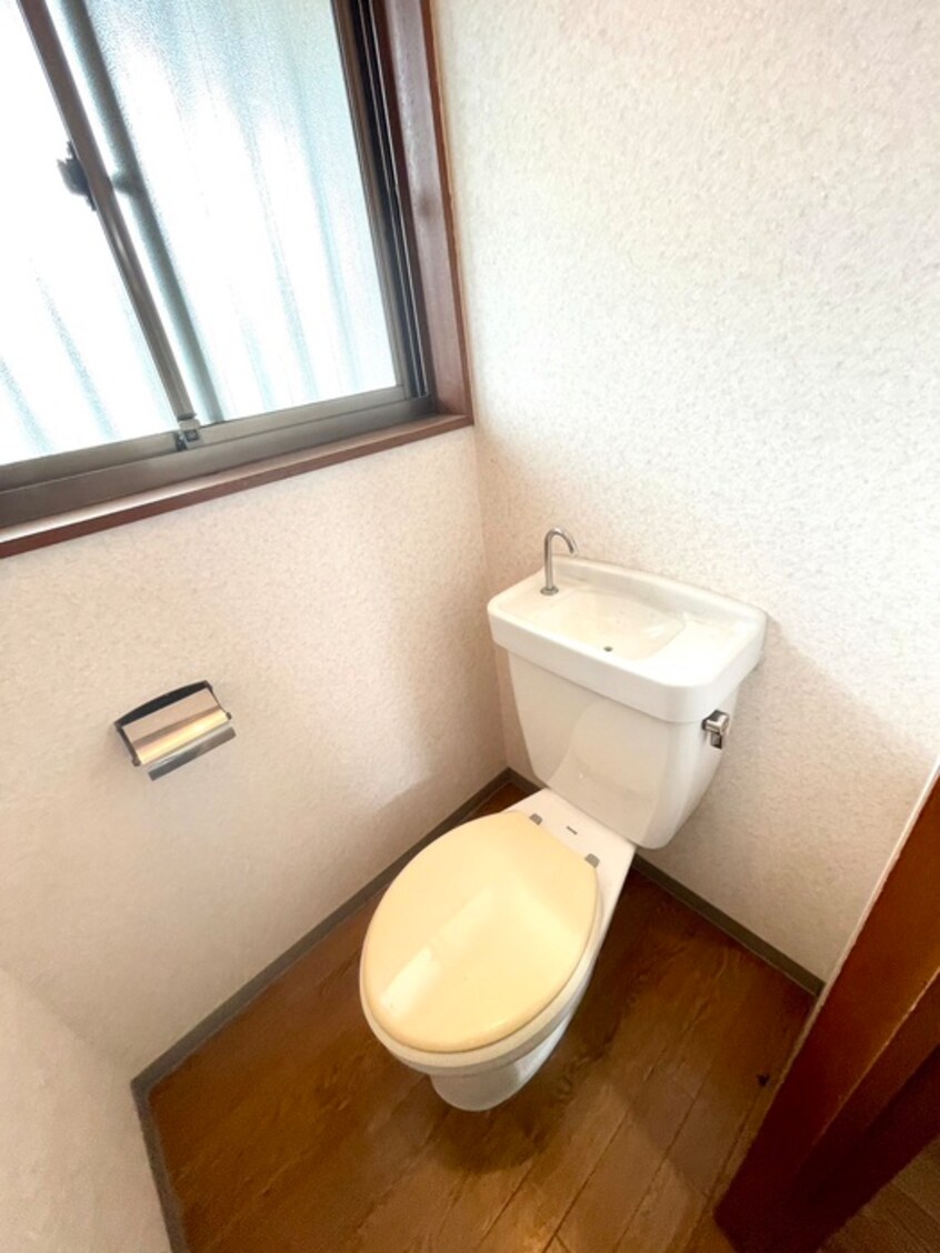 トイレ コ－ポ飯島
