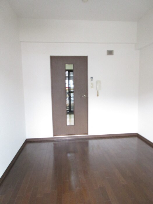 居室 香川ハイツ御影イ－スト