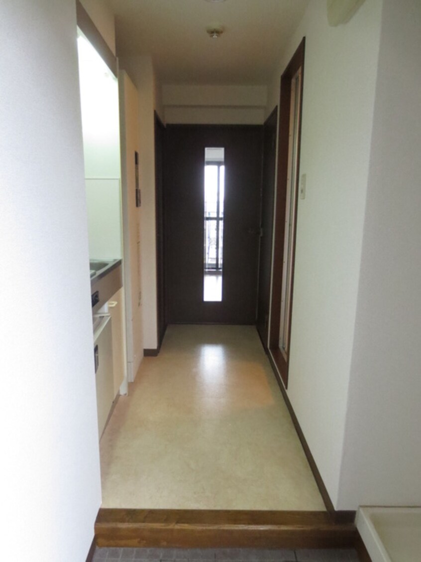 廊下 香川ハイツ御影イ－スト