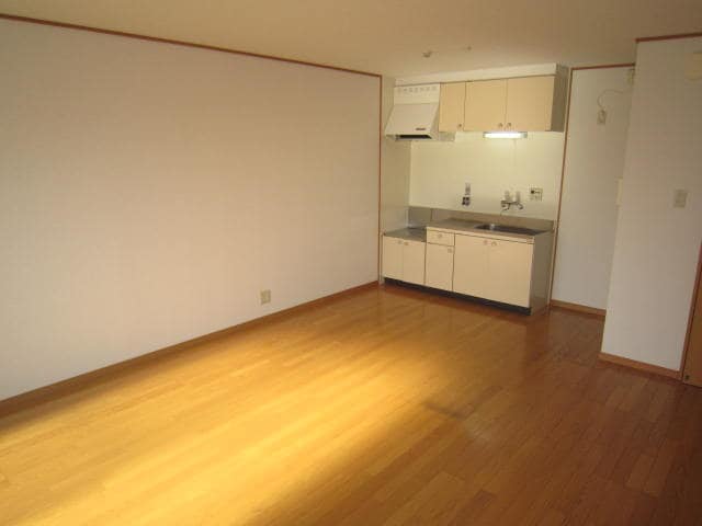 居室 シャングリラ深井