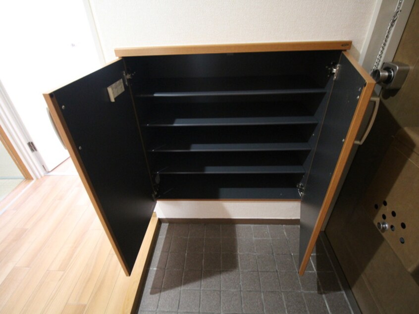 靴箱 フォルク北千里Ｌ棟