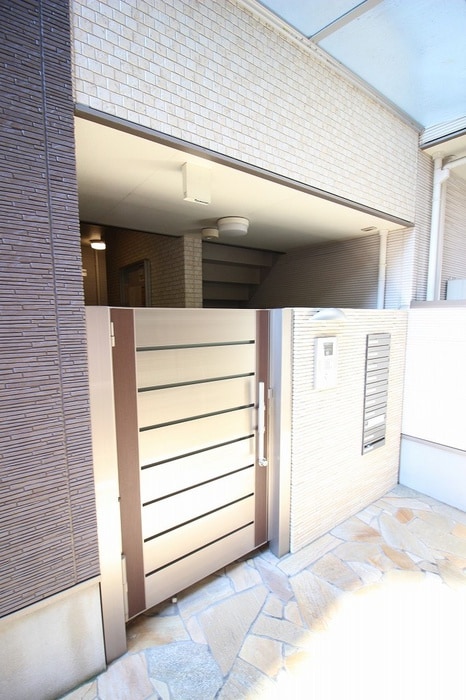 エントランス部分 フジパレス蛍池南町Ⅱ番館