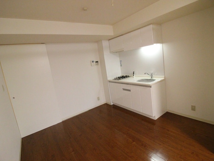 内観写真 パ－クコ－ト離宮前