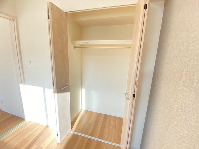 収納 リバーサイド大津屋