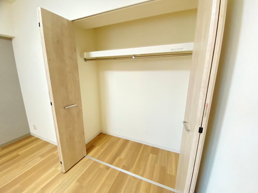 収納 リバーサイド大津屋