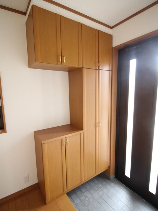 靴箱 草津市湖州平戸建貸家