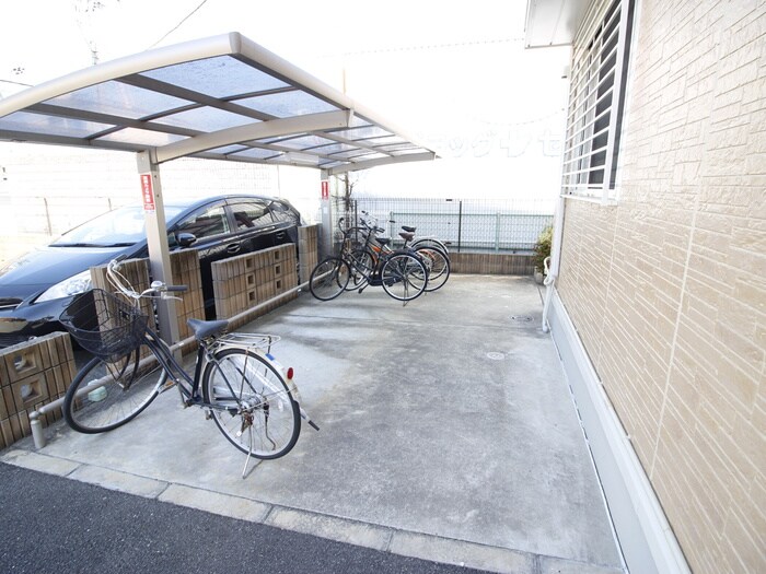 駐輪場 エル　プエンテⅡ
