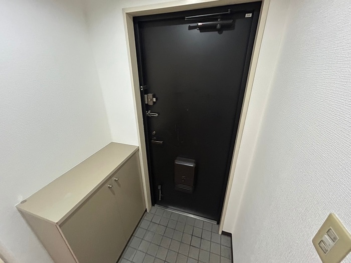 玄関 ロイヤルヒルズ5番館