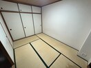 居室 ロイヤルヒルズ5番館