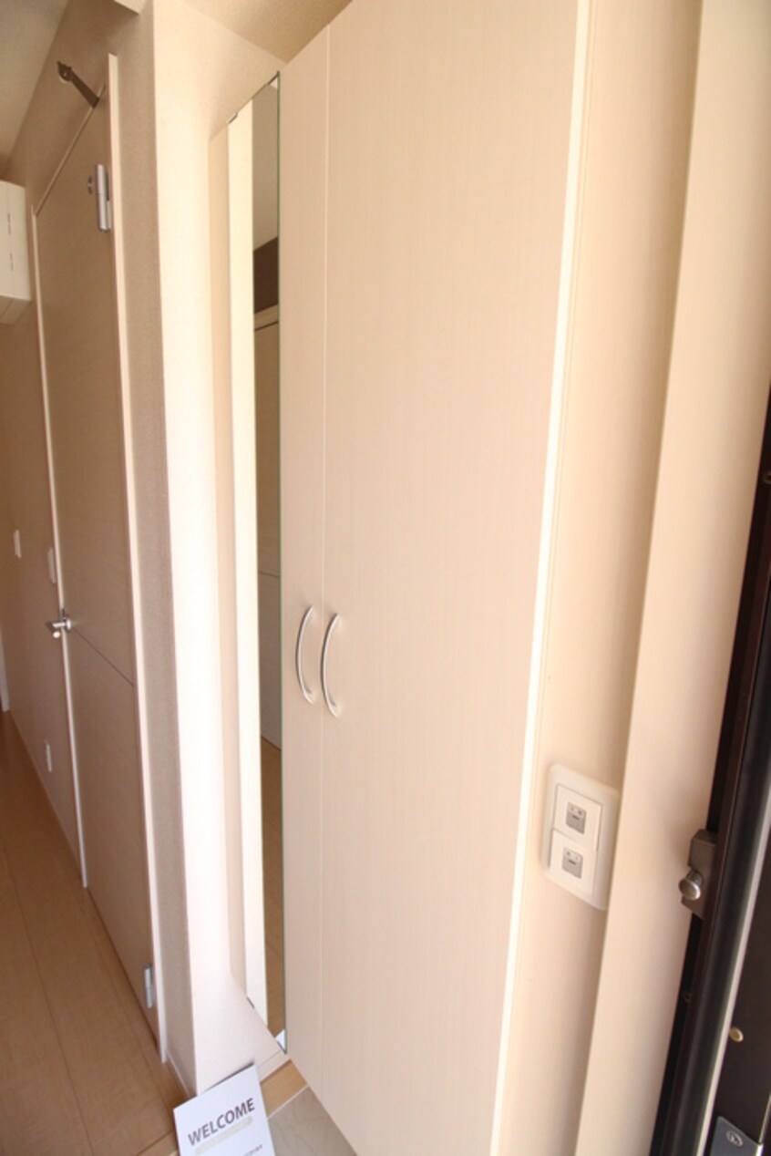 靴箱 フォースクエアー