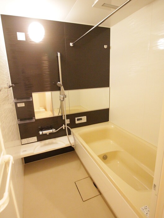 バス／シャワールーム等 フォースクエアー