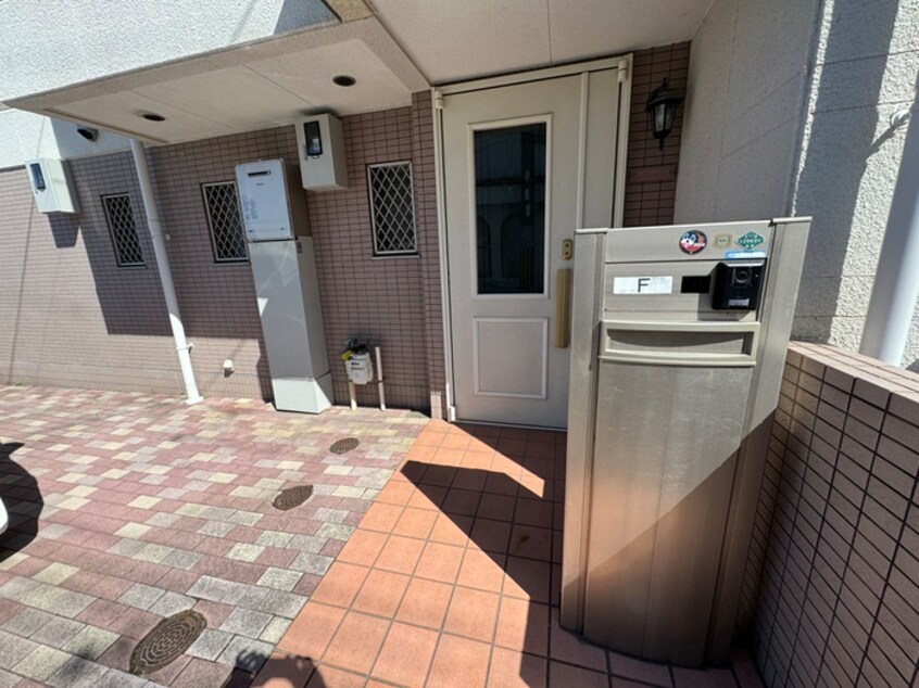 エントランス部分 コンシェルジュ