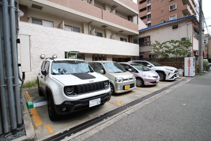 駐車場 エステムヒルズ新大阪