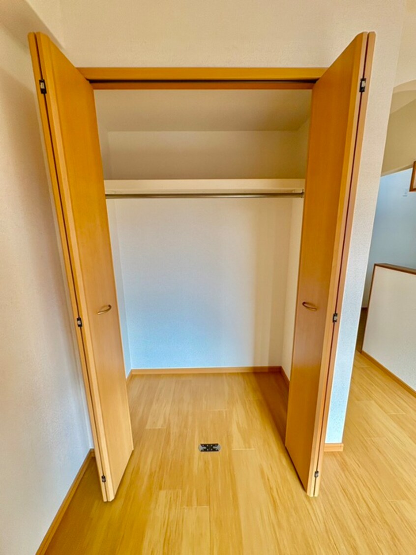 収納 メゾン・エトワ－ルⅠ