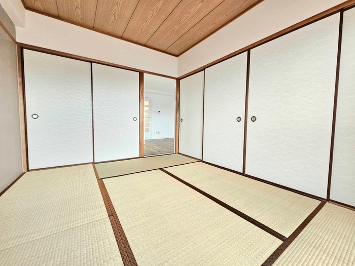 居室 エクセレント墨染