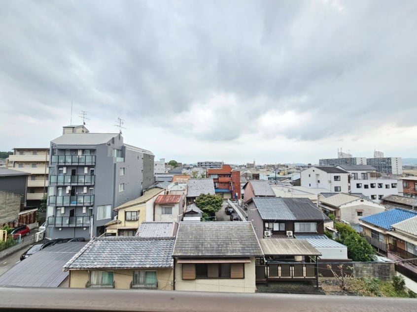 室内からの展望 エクセレント墨染
