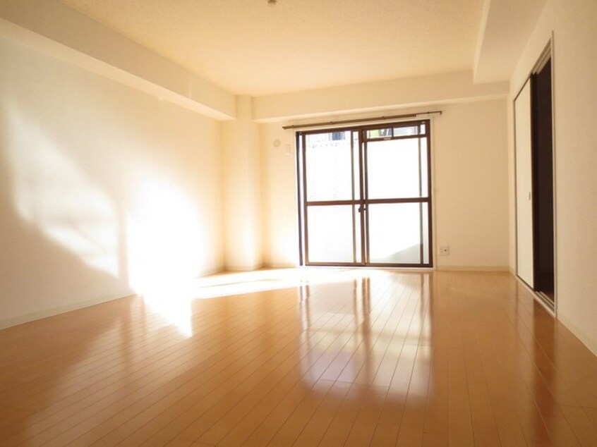 居室 パークヒル尾崎