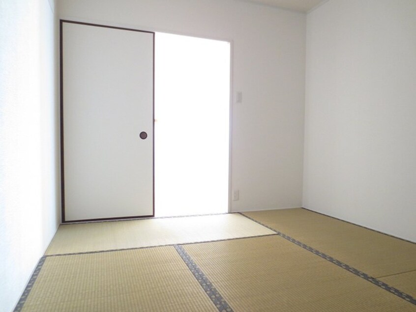 居室 パークヒル尾崎