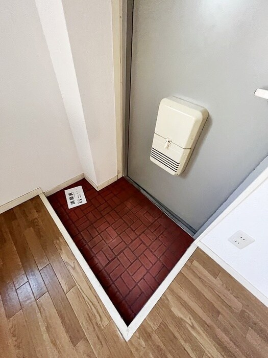 玄関 ハイツ寿
