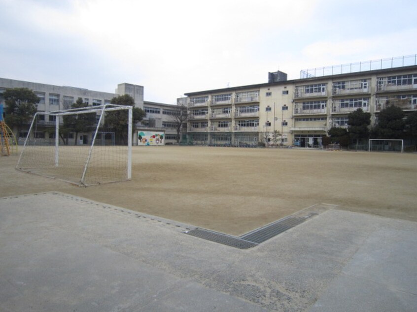 北豊島小学校(小学校)まで1000m AVANT荘園