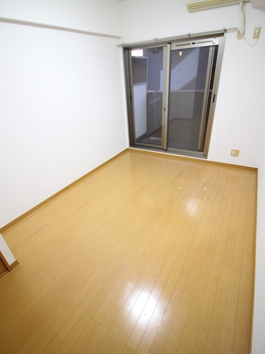 内観写真 ＳＷＩＳＳ京橋