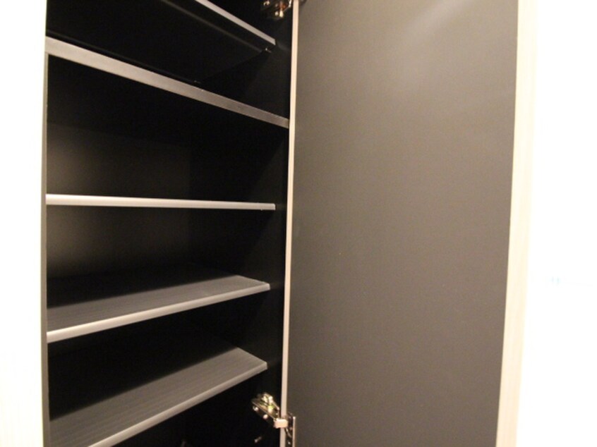 靴箱 スプランディッド放出