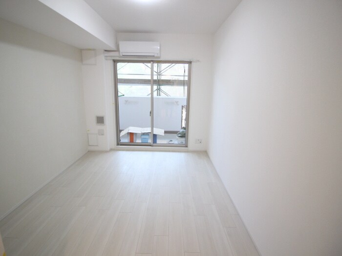 居室 スプランディッド放出